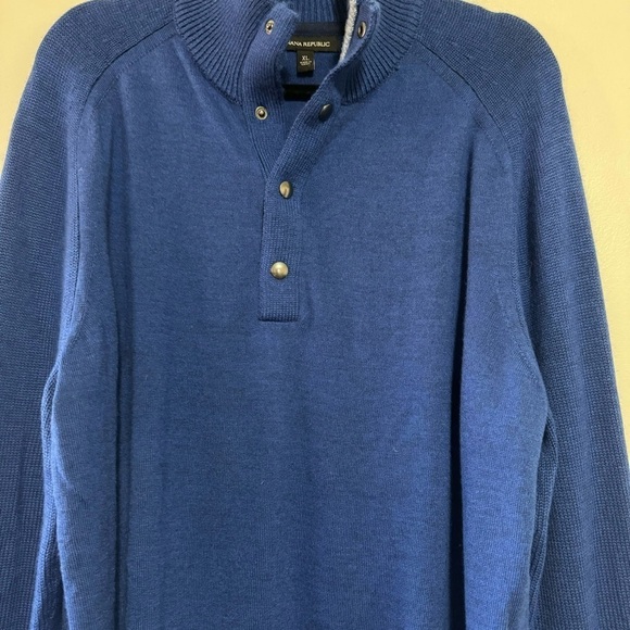 Banana Republic Extra-Fine Merino Wool Snap Placket Pullover in Bright Blue - XL - Picture 3 of 7